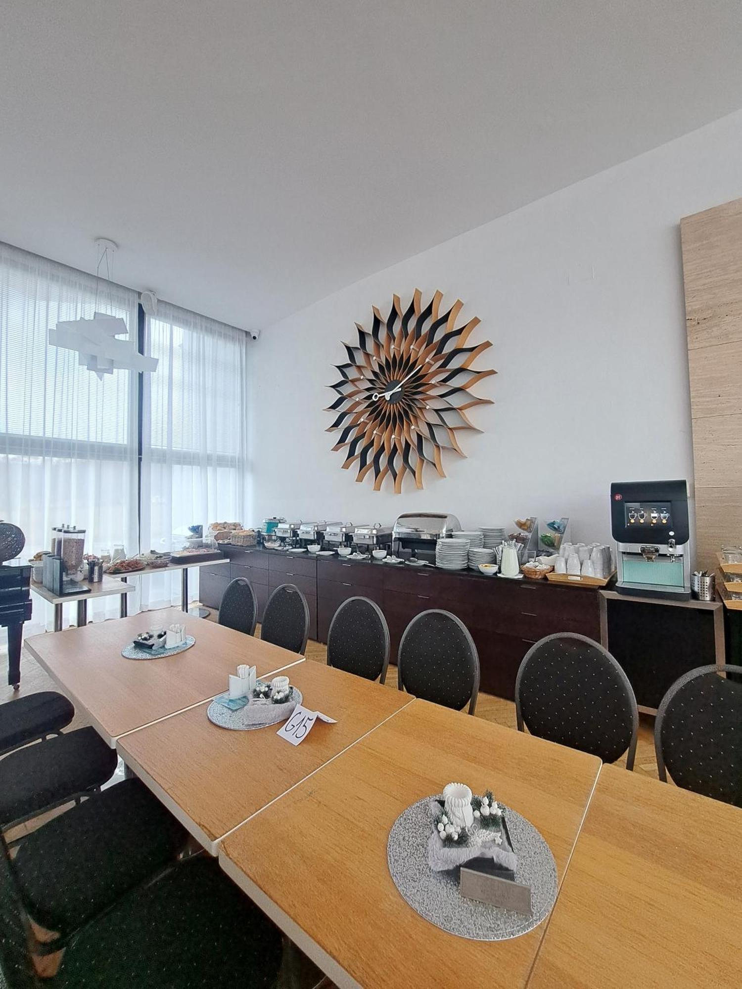 Wellness Hotel Orlik Kozarovice Luaran gambar